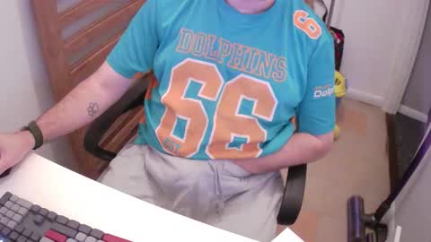 Snapshot of essex_wild chatting on October 4, 2025, 8:40 pm Morph online show from October 4, 2025, 8:40 pm