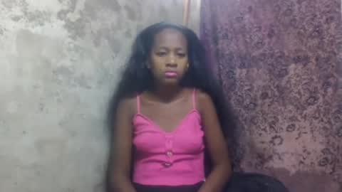 Snapshot of estancelee chatting on June 24, 2026, 9:52 am estancelee online show from June 24, 2026, 9:52 am