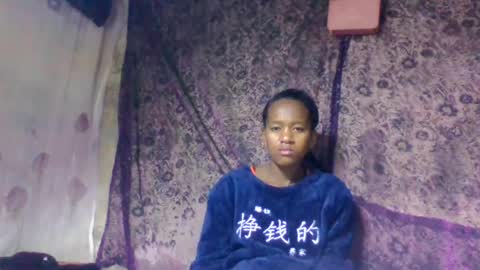 Snapshot of estancelee chatting on July 9, 2026, 3:21 am estancelee online show from July 9, 2026, 3:21 am