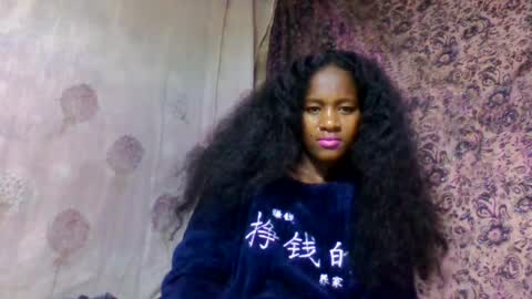 Snapshot of estancelee chatting on July 11, 2026, 8:44 pm estancelee online show from July 11, 2026, 8:44 pm