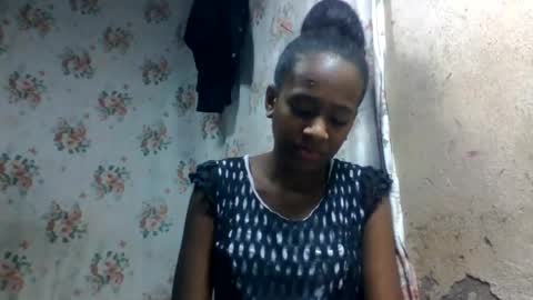 Snapshot of estancelee chatting on July 19, 2026, 1:59 pm estancelee online show from July 19, 2026, 1:59 pm