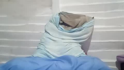 estebanbigcock23 online show from November 19, 2025, 7:47 pm