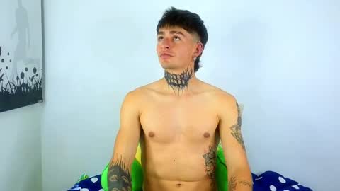 Esteban independent model online show from March 1, 2025, 1:53 am