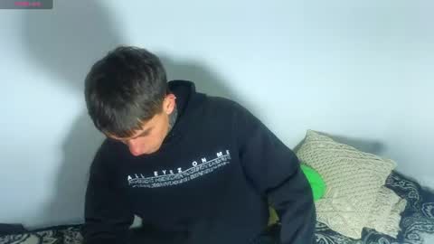Snapshot of estebanchar_ chatting on July 4, 2026, 7:03 am Esteban independent model online show from July 4, 2026, 7:03 am