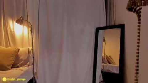 estefy_arroyo1 online show from October 3, 2025, 5:59 am