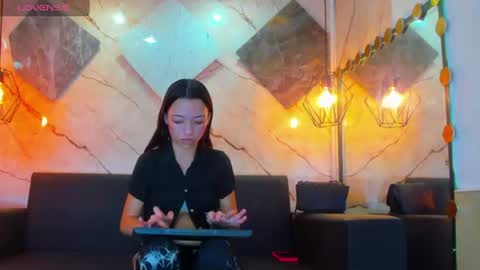 Snapshot of esteisy_blessed chatting on June 16, 2026, 5:04 pm esteisy_blessed online show from June 16, 2026, 5:04 pm