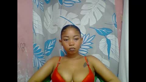 estelah20 online show from February 3, 2026, 5:05 am