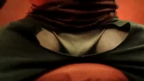 estelarseiya online show from March 15, 2026, 5:02 am