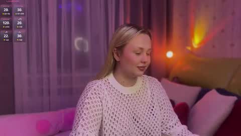 Estella online show from March 1, 2026, 6:21 pm