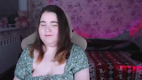 estelle_hicks online show from February 22, 2026, 6:39 pm