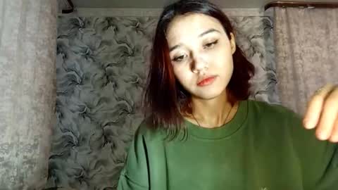 Snapshot of estellekirbo chatting on February 15, 2026, 12:03 pm estellekirbo online show from February 15, 2026, 12:03 pm