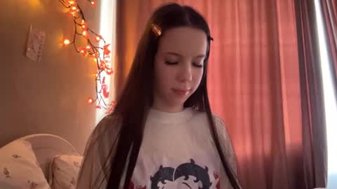 Snapshot of estellezdebski chatting on July 9, 2026, 2:43 pm estellezdebski online show from July 9, 2026, 2:43 pm