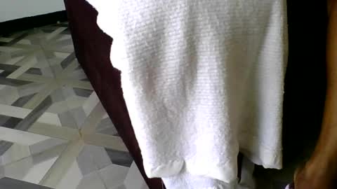 yasbaby19982015 online show from May 16, 2026, 10:36 am
