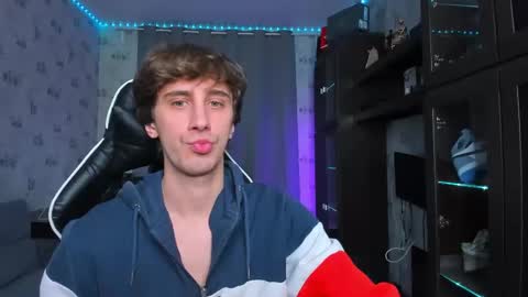 LOUIS online show from February 26, 2025, 8:44 pm