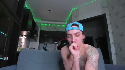 LOUIS online show from September 10, 2025, 9:59 pm