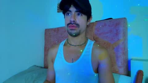 Snapshot of ethan_briggs chatting on January 9, 2026, 3:20 am ethan online show from January 9, 2026, 3:20 am