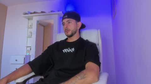 Ethan Muller online show from January 23, 2025, 8:35 pm