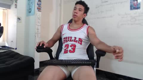 Ethan Noir online show from February 11, 2026, 7:41 pm