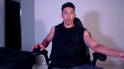 Ethan Noir online show from May 31, 2026, 9:27 pm