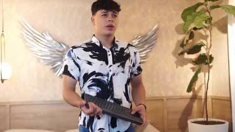 ethan_occonor online show from December 1, 2025, 12:10 pm