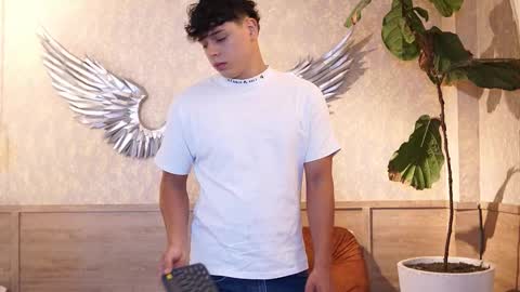 ethan_occonor online show from February 18, 2026, 11:39 am