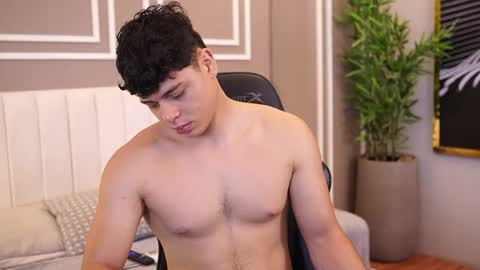 Snapshot of ethan_occonor chatting on May 8, 2026, 1:27 pm ethan_occonor online show from May 8, 2026, 1:27 pm