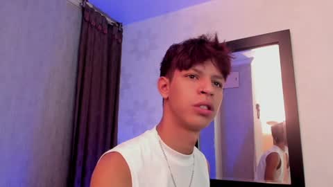 Snapshot of ethan_qop chatting on August 1, 2026, 11:42 am Ethan online show from August 1, 2026, 11:42 am
