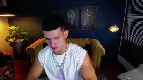 Snapshot of ethan_rodgers chatting on September 20, 2025, 8:10 pm ETHAN RODGERS online show from September 20, 2025, 8:10 pm