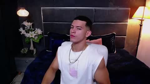 Snapshot of ethan_rodgers chatting on October 18, 2025, 7:47 pm ETHAN RODGERS online show from October 18, 2025, 7:47 pm