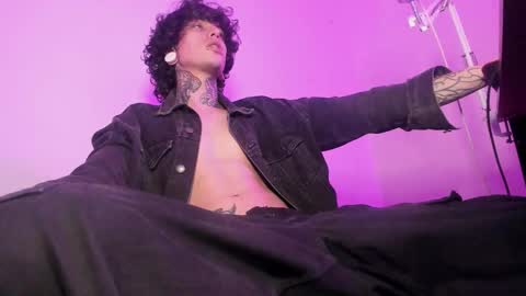 Ethan sykes online show from November 17, 2025, 5:13 am