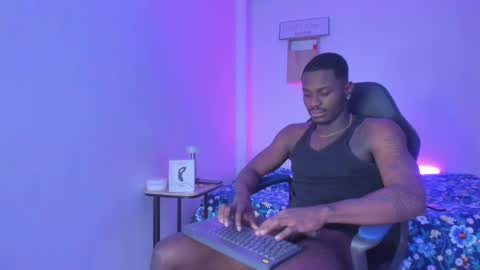 ethan travis online show from October 3, 2025, 8:50 pm