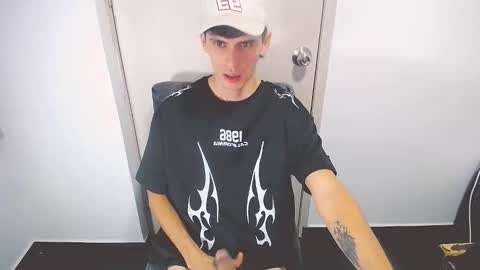 EthanColeeman online show from April 19, 2026, 4:56 am