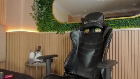 ethanlowell online show from February 5, 2026, 5:12 am