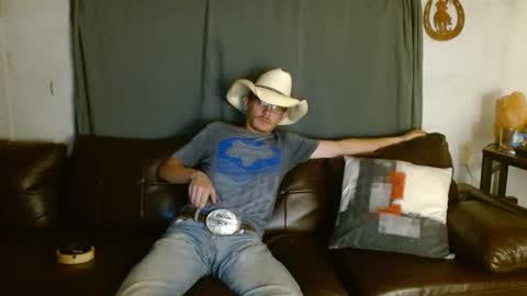 ethansteelexxx2 online show from March 11, 2026, 1:44 am