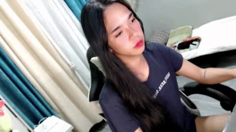 Snapshot of ethereal_ethan chatting on January 15, 2025, 12:15 pm Ethan online show from January 15, 2025, 12:15 pm