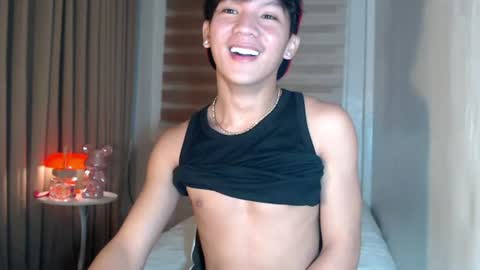 Snapshot of etherealboytoy4hire chatting on June 25, 2026, 2:32 pm Rey online show from June 25, 2026, 2:32 pm