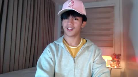 Snapshot of etherealboytoy4hire chatting on July 9, 2026, 11:25 am Rey online show from July 9, 2026, 11:25 am