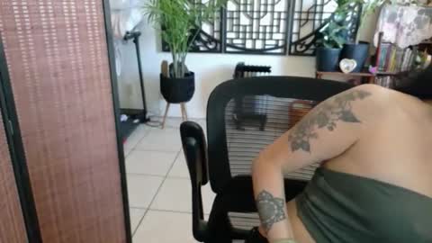 Snapshot of etherealhazy chatting on March 5, 2026, 8:16 pm etherealhazy online show from March 5, 2026, 8:16 pm