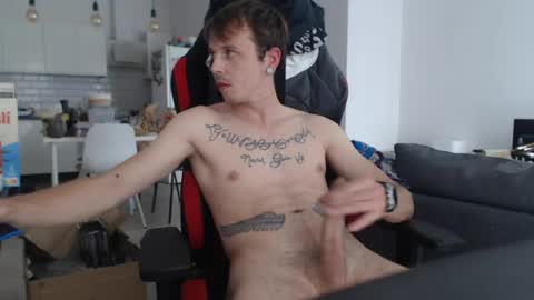europe_romeo online show from July 27, 2026, 1:29 pm