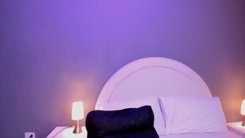 EVA  online show from January 22, 2025, 2:14 pm