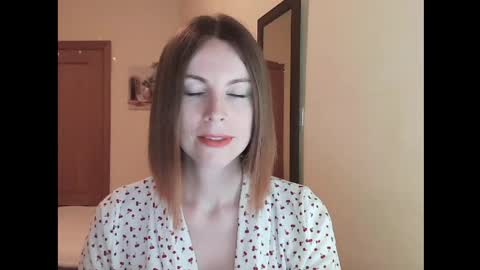 Snapshot of eva_cutesmile chatting on April 27, 2026, 9:24 pm Eva online show from April 27, 2026, 9:24 pm
