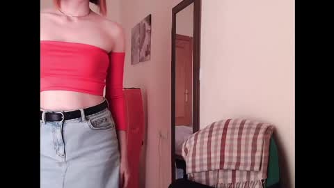 Snapshot of eva_cutesmile chatting on May 22, 2026, 2:44 pm Eva online show from May 22, 2026, 2:44 pm
