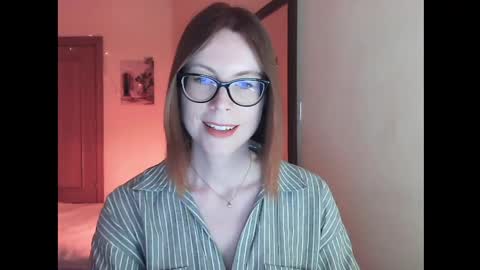 Snapshot of eva_cutesmile chatting on May 26, 2026, 6:37 pm Eva online show from May 26, 2026, 6:37 pm