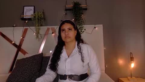 EVA DAEMON  online show from October 1, 2025, 11:38 am