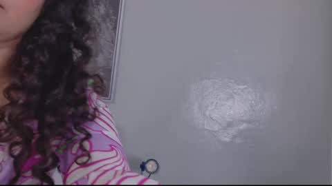 EVA DAEMON  online show from November 17, 2025, 11:49 am