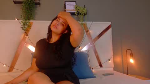 Snapshot of eva_daemon chatting on May 17, 2026, 12:01 pm EVA DAEMON online show from May 17, 2026, 12:01 pm