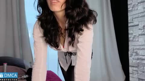 Snapshot of eva_delight_ chatting on April 18, 2026, 12:09 pm eva delight online show from April 18, 2026, 12:09 pm
