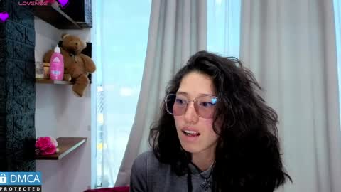 Snapshot of eva_delight_ chatting on May 22, 2026, 12:00 pm eva delight online show from May 22, 2026, 12:00 pm