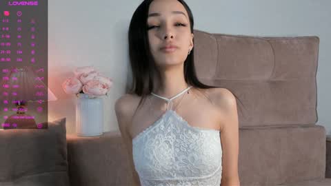 Snapshot of eva_doncray chatting on December 30, 2024, 5:15 am Eva online show from December 30, 2024, 5:15 am