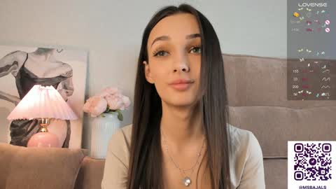 Snapshot of eva_doncray chatting on February 7, 2025, 5:20 am Eva online show from February 7, 2025, 5:20 am